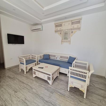 Musk De Djerba Suite Aziz Avec Piscine Temlale Exterior photo